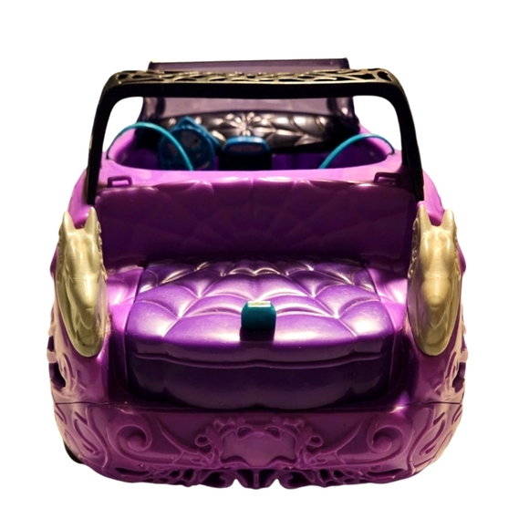 Monster High Scaris City of Frights Convertible - Picture 5 of 9